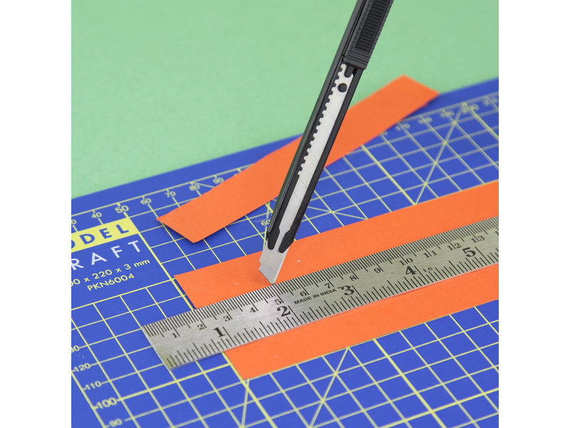 Modelcraft zalamovací nůž úzký s 10 čepelemi 9 x 0.3 mm | pkmodelar.cz