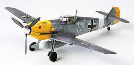 Plastikový model letadla Tamiya 60755 Messerschmitt Bf109 E-4/7 (TROP) 1/72