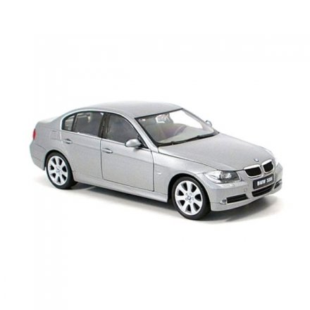 Model auta Welly 22465 BMW 330i stříbrný 1:24