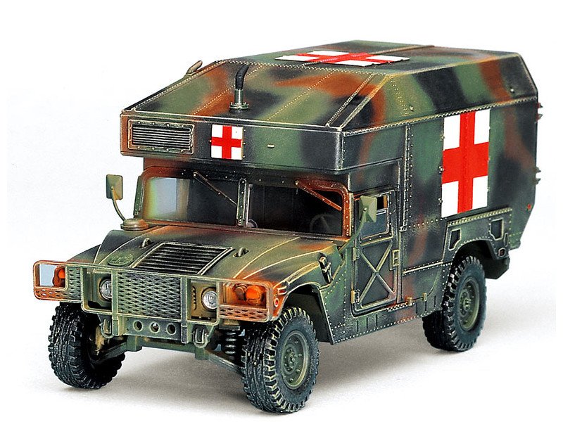 Academy 13243 M997 MAXI AMBULANCE 1/35 | pkmodelar.cz