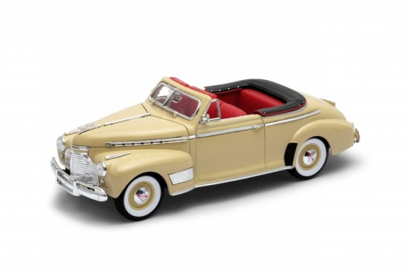 Model auta Chevrolet 1941 Special DeLuxe (béžová) 1:24 | pkmodelar.cz