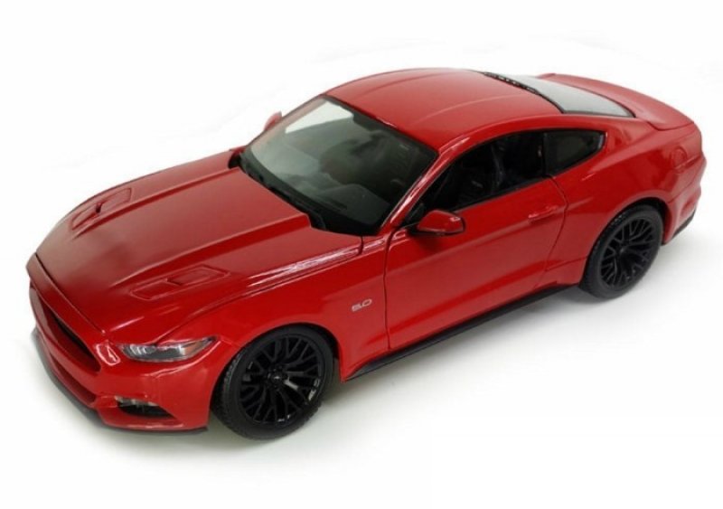 Model auta Welly Ford 2015 Mustang GT (červená) 1:24 | pkmodelar.cz