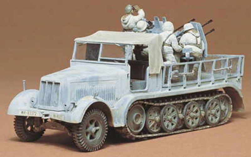 Plastikový model vojenské techniky Tamiya 35050 German Half Track Sdkfz 7/1 1:35 | pkmodelar.cz