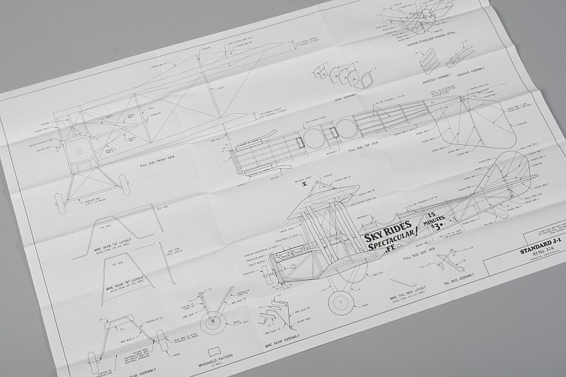 Curtiss Standard J-1 "Jenny" 762mm laser. vyřezávaný | pkmodelar.cz