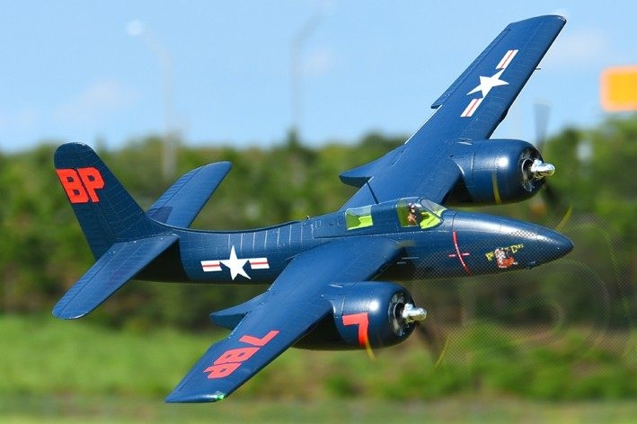 F7F Tigercat 1700mm ARF | pkmodelar.cz