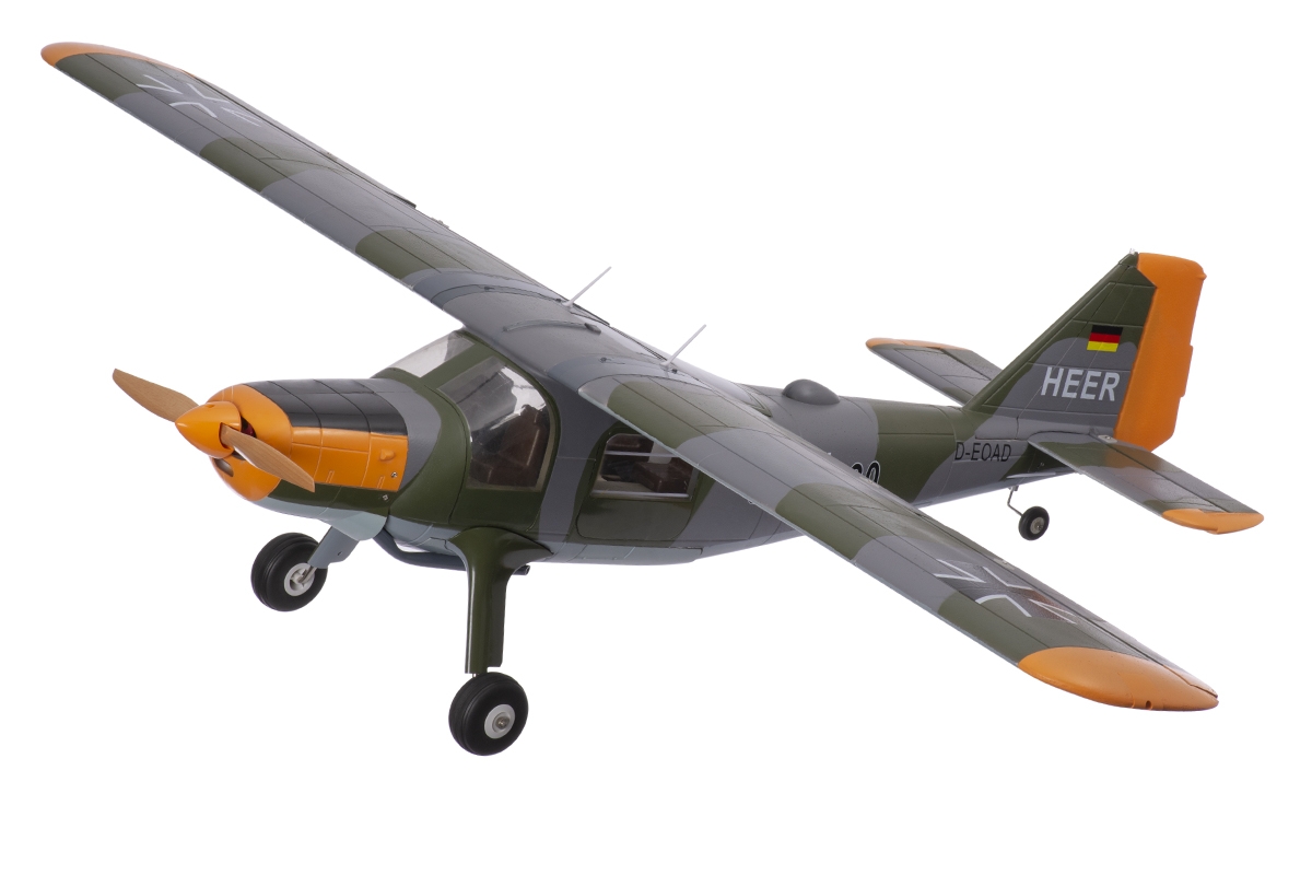 RC model letadla DO-27 1600mm ARF Kamuflážní osazený motorem, regulátorem a servy.