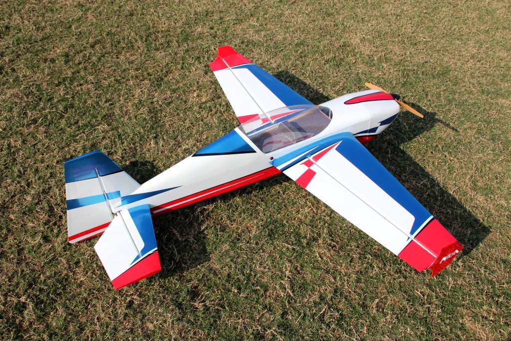 67" Extra NG 1702mm Červeno-Modrá | pkmodelar.cz