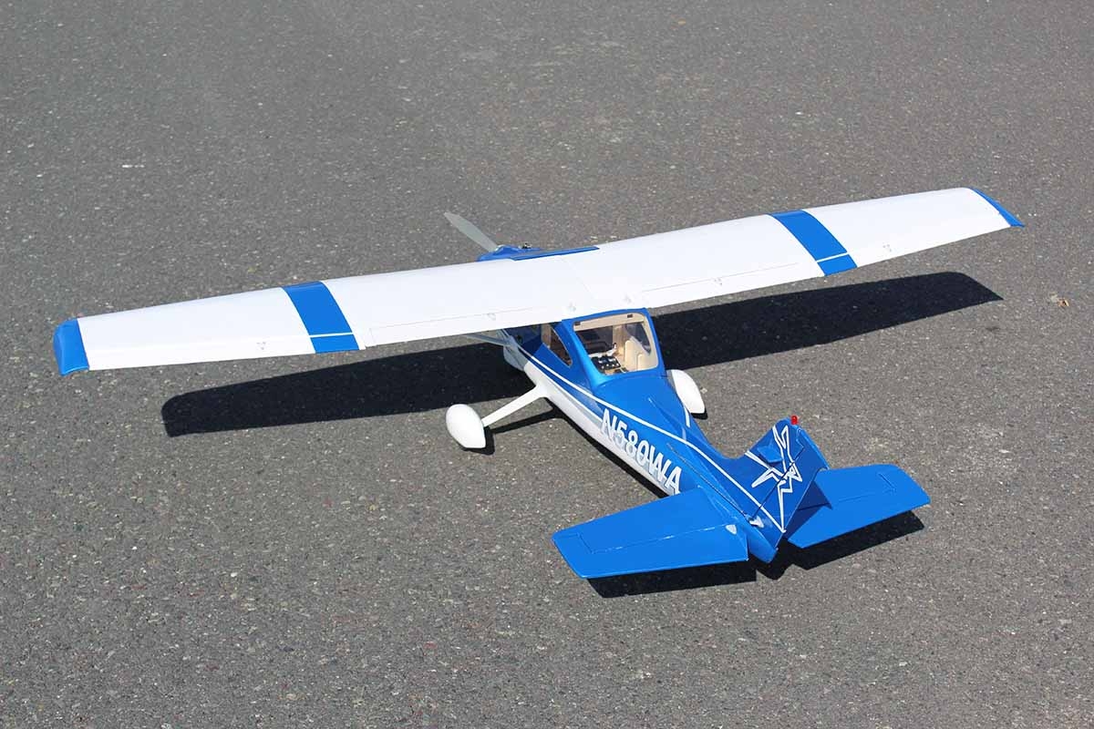 Cessna Skylane T 182 1,75m Modro/Bílá | pkmodelar.cz