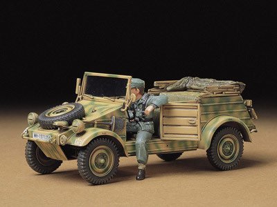 Plastikový model vojenské techniky Tamiya 35213 German Kubelwagen Type 82 Africa Corps 1:35 | pkmodelar.cz