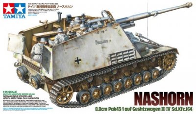 Plastikový model tanku Tamiya 35335 Nashorn 8.8cm Pak43/1 auf Geschützwagen III/IV(Sd.Kfz.164) 1:35