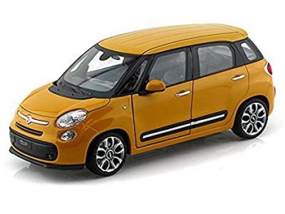 Model auta Welly Fiat 2013 500L (žlutá) 1:24