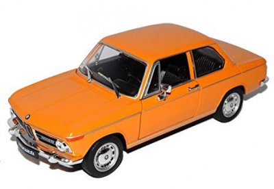 Model auta Welly BMW 2002 ti (bílá) 1:24