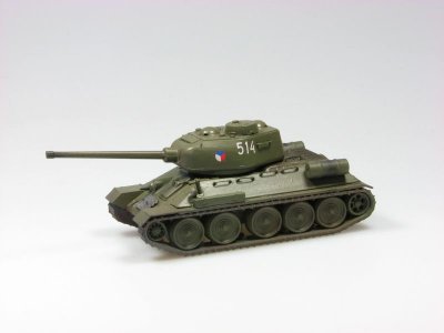 Model  SDV T-34/85 1945 1:87