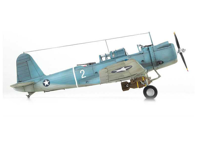 Academy Vought SB2U-3 USN Battle of Midway (1:48) | pkmodelar.cz