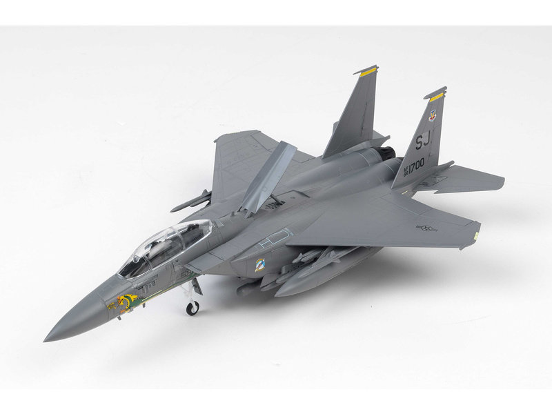 Plastikový model letadla Academy 12550 USAF F-15E 333. Squadron (1:72)