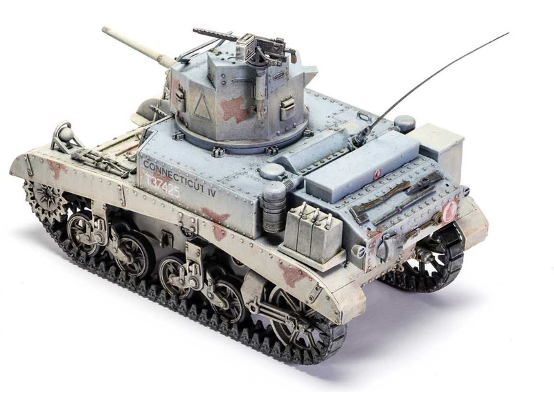 Plastikový model tanku Airfix A1358 British M3 Stuart Honey (1:35) | pkmodelar.cz