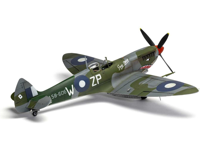 Airfix Supermarine Spitfire Mk.VIII (1:24) | pkmodelar.cz