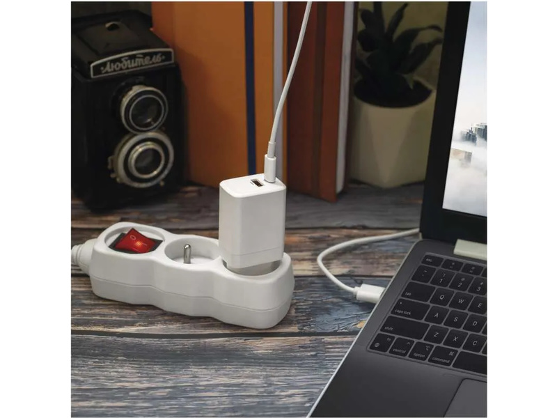 Síťový USB adaptér (zdroj) GaN PD 45W | pkmodelar.cz