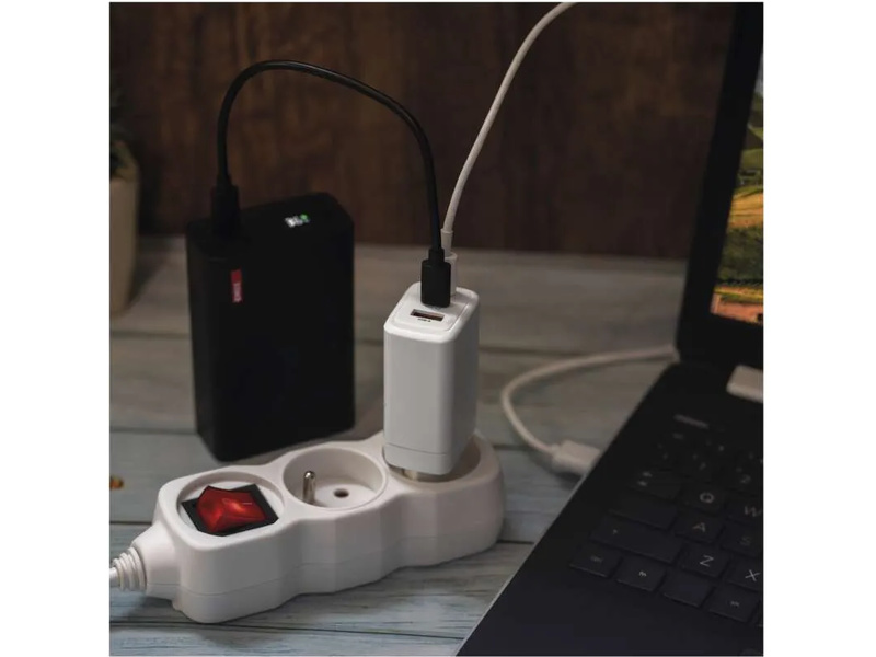 Síťový USB adaptér (zdroj) GaN PD 65W | pkmodelar.cz