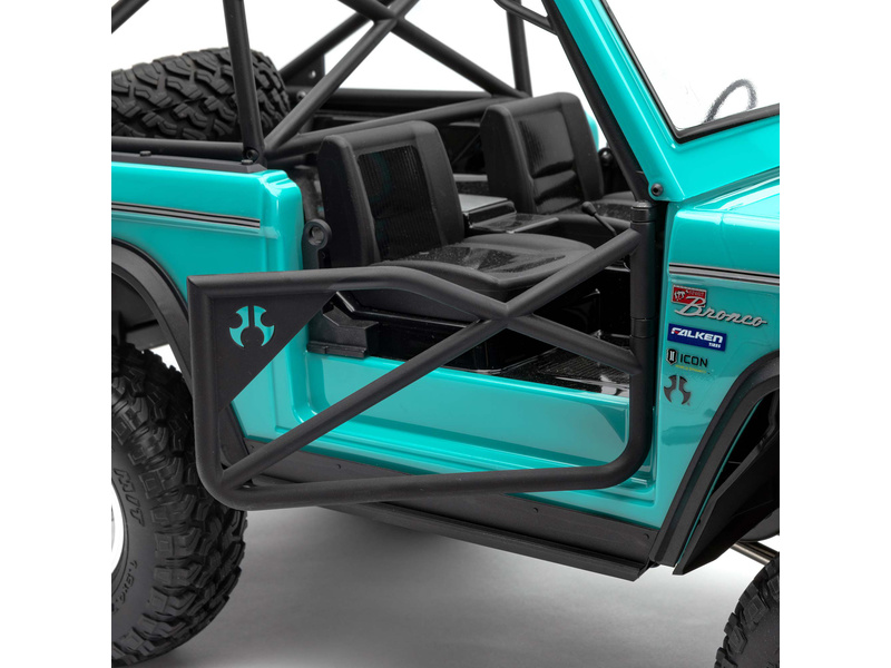 Axial SCX10 III Early Ford Bronco 4WD 1:10 bílý | pkmodelar.cz