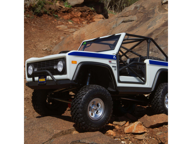 Axial SCX10 III Early Ford Bronco 4WD 1:10 bílý | pkmodelar.cz