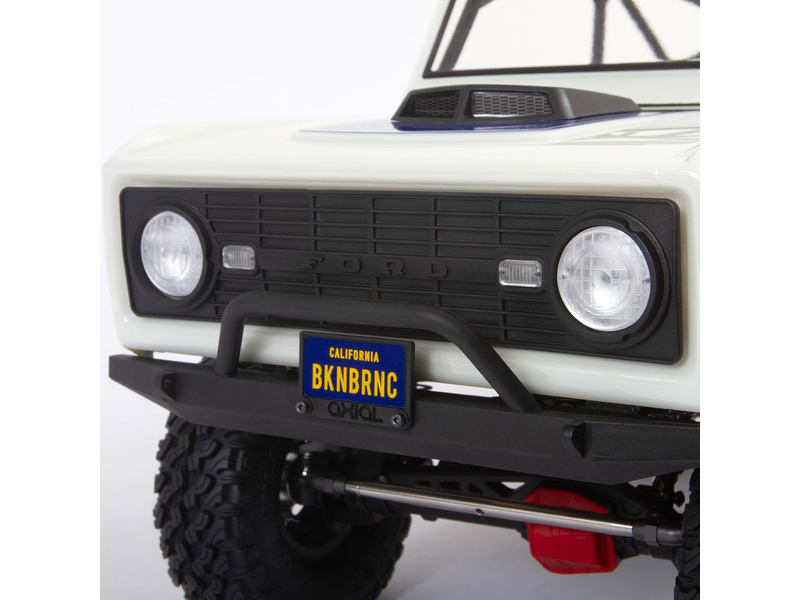 Axial SCX10 III Early Ford Bronco 4WD 1:10 bílý | pkmodelar.cz