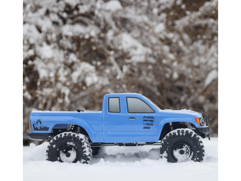 Axial SCX10 III Base Camp 4WD 1:10 RTR modrý | pkmodelar.cz