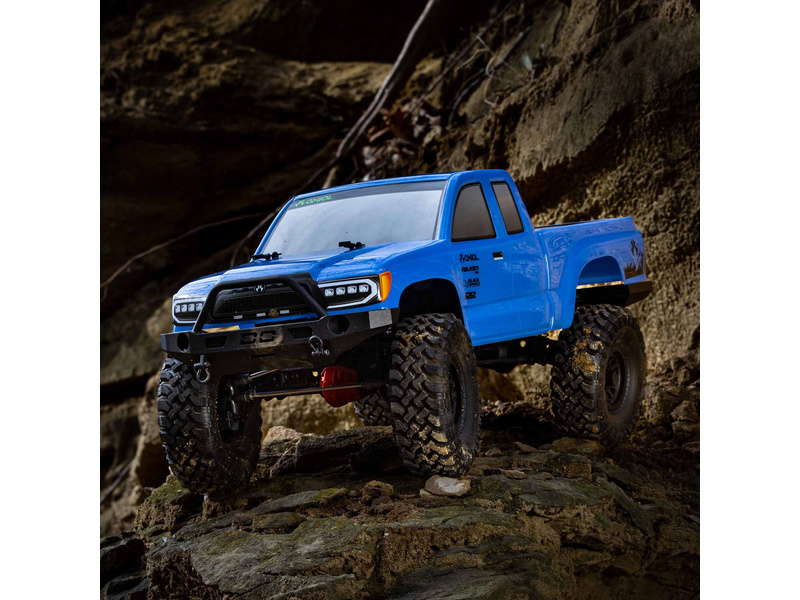 Axial SCX10 III Base Camp 4WD 1:10 RTR modrý | pkmodelar.cz