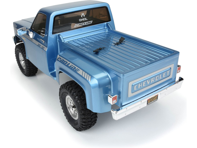 Axial SCX10 III Base Camp Chevrolet K10 1982 RTR | pkmodelar.cz