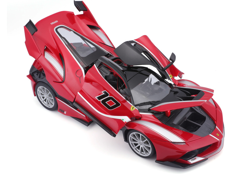 Bburago Ferrari FXX K 1:18 červená metalíza | pkmodelar.cz