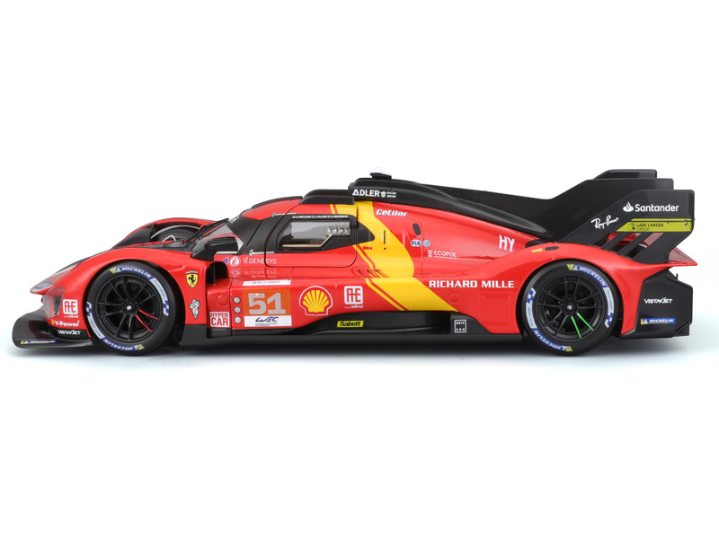 Bburago Ferrari Racing 499P 1:18 #51 | pkmodelar.cz