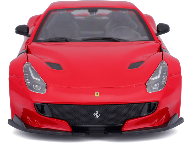 Bburago Ferrari F12TDF 1:24 červená | pkmodelar.cz