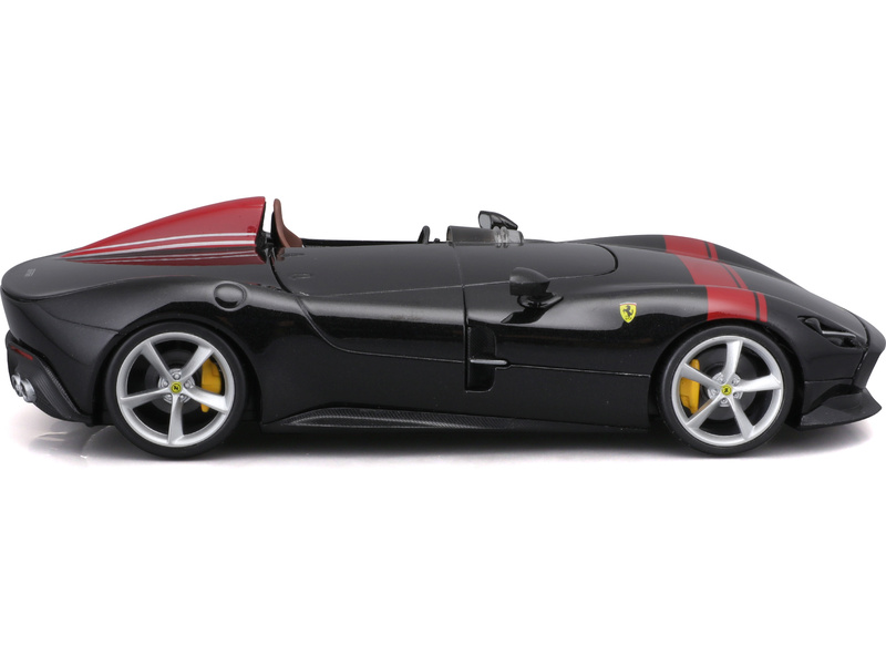 Bburago Ferrari Monza SP1 1:24 černá | pkmodelar.cz