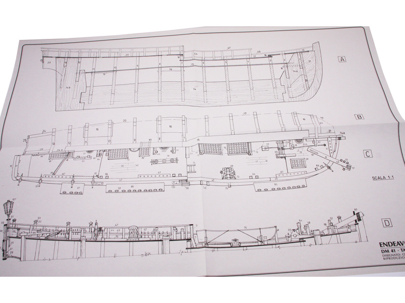 COREL Endeavour 1768 1:60 kit | pkmodelar.cz