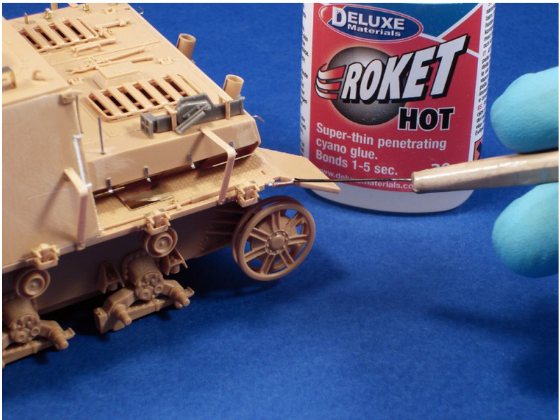Roket Hot vteřinové lepidlo řídké 20g | pkmodelar.cz