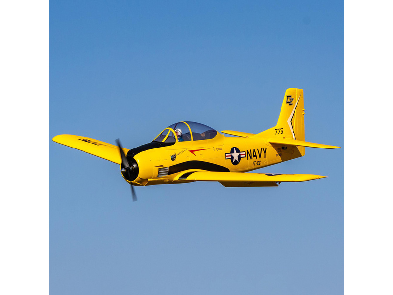 E-flite T-28 Trojan 2.0m Smart SAFE Select BNF Basic | pkmodelar.cz