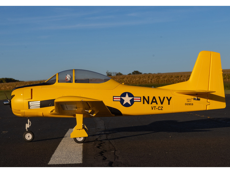 E-flite T-28 Trojan 2.0m Smart SAFE Select BNF Basic | pkmodelar.cz