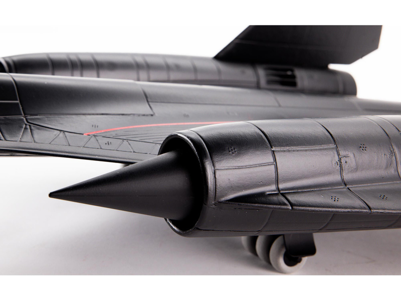 E-flite SR-71 Blackbird 0.96m AS3X SAFE Select BNF Basic | pkmodelar.cz