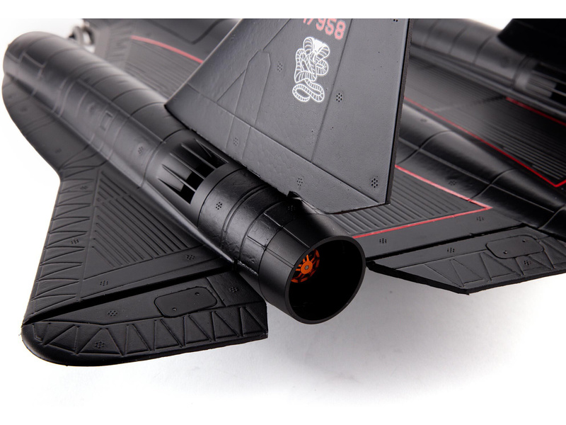 E-flite SR-71 Blackbird 0.96m AS3X SAFE Select BNF Basic | pkmodelar.cz