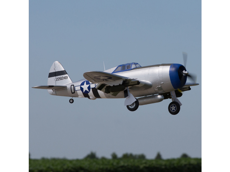 E-flite P-47 Razorback 1.2m SAFE Select BNF Basic | pkmodelar.cz