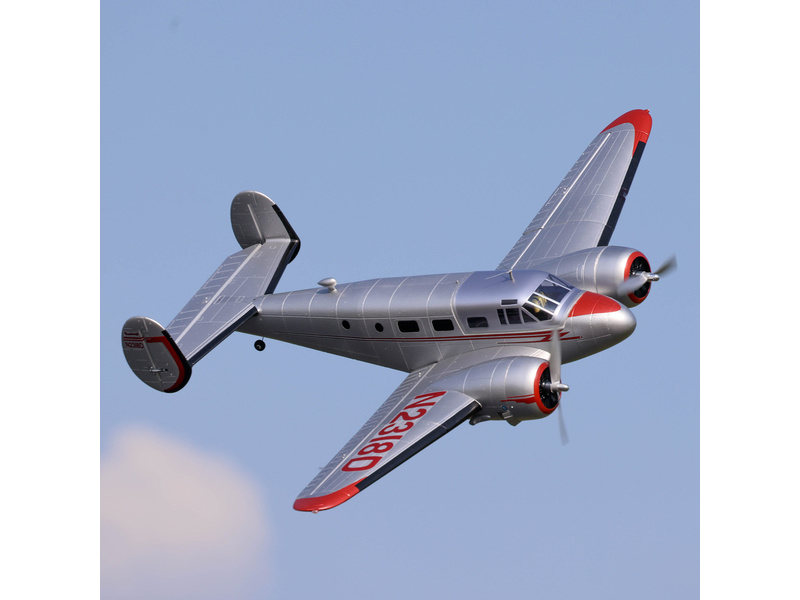 E-flite Beechcraft D18 1.5m BNF Basic | pkmodelar.cz