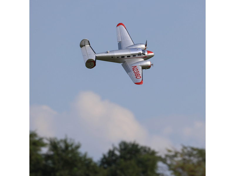 E-flite Beechcraft D18 1.5m BNF Basic | pkmodelar.cz