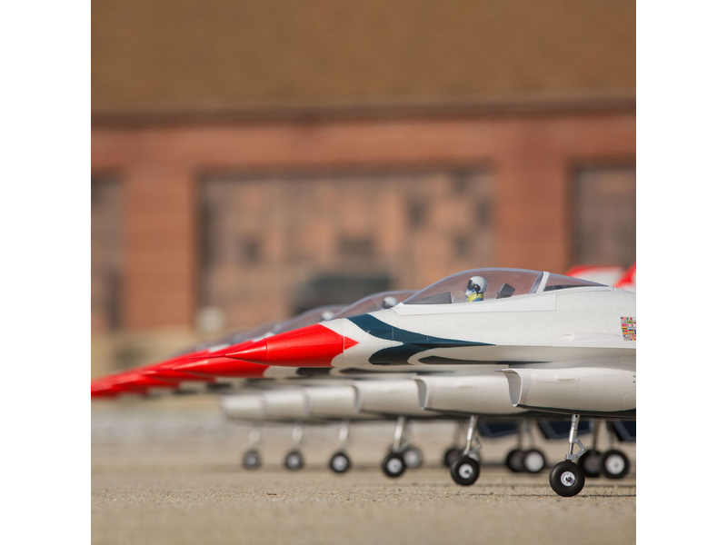 E-flite F-16 Thunderbirds 0.8m SAFE Select BNF Basic | pkmodelar.cz