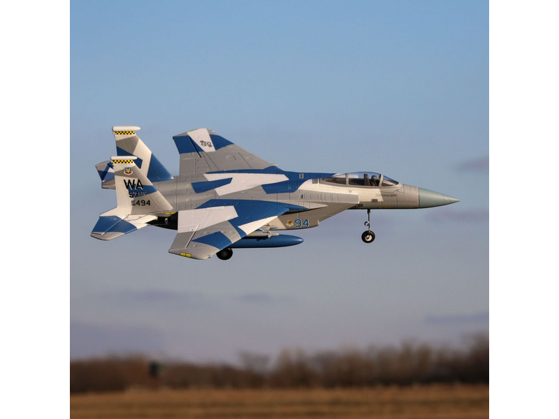 E-flite F-15 Eagle 0.7m SAFE Select BNF Basic | pkmodelar.cz