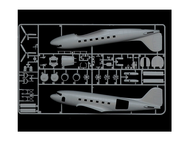 Plastikový model letadla Italeri 1338 Dakota Mk.III (1:72) | pkmodelar.cz