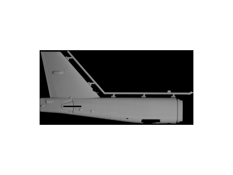 Plastikový model letadla Italeri 1378 B-52G Stratofortress (1:72) | pkmodelar.cz