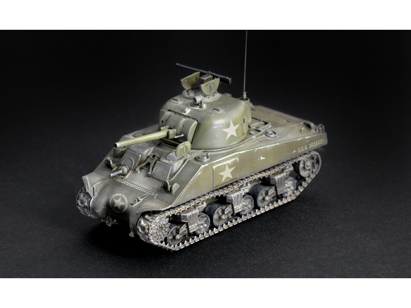 Italeri Wargames - M4 Sherman 75mm (1:56) | pkmodelar.cz