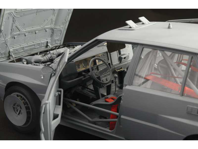 Plastikový model auta Italeri 4709 Lancia Delta HF Integrale 16V (1:12) | pkmodelar.cz