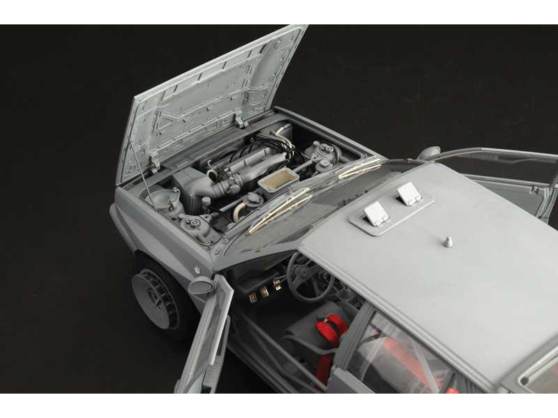 Plastikový model auta Italeri 4709 Lancia Delta HF Integrale 16V (1:12) | pkmodelar.cz