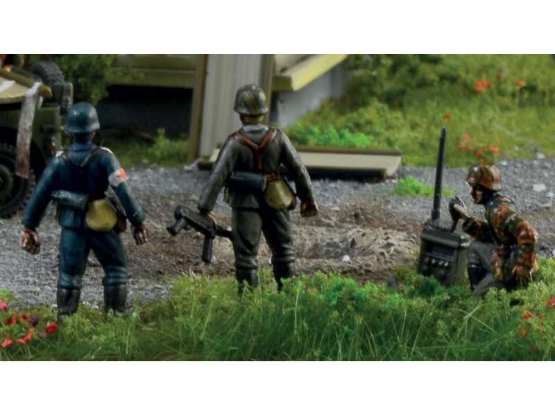 Italeri diorama - Hotel Hartenstein (1:72) | pkmodelar.cz